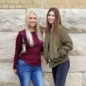 Meet your Posher, Kasey